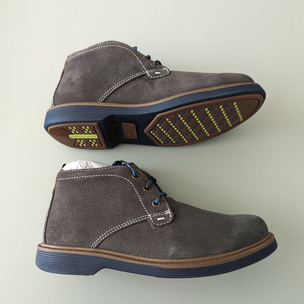 NIB Florsheim Kids Supacush Suede Chukka Boot, Kids Size 13.5 M